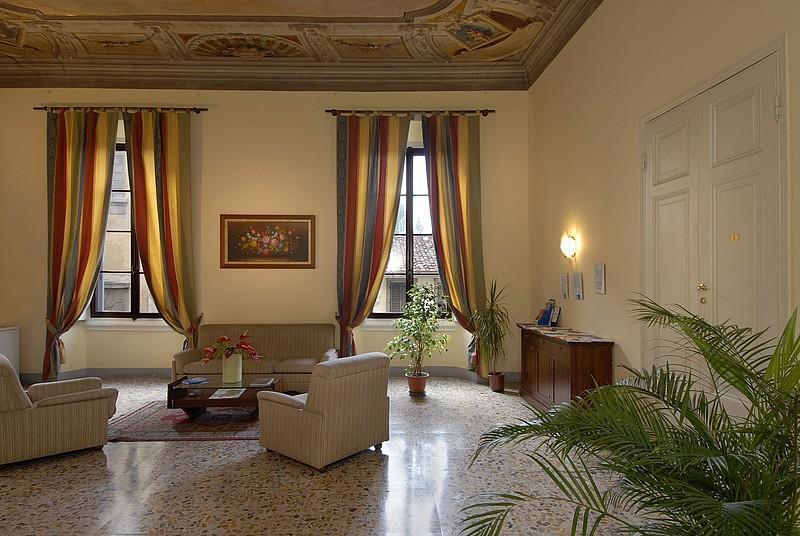 San Frediano Mansion Pensión Florencia