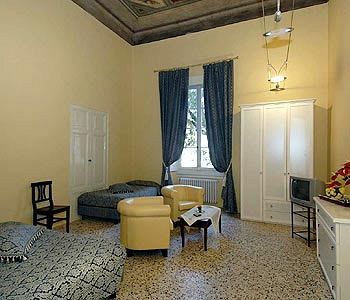 San Frediano Mansion Pensión 2*