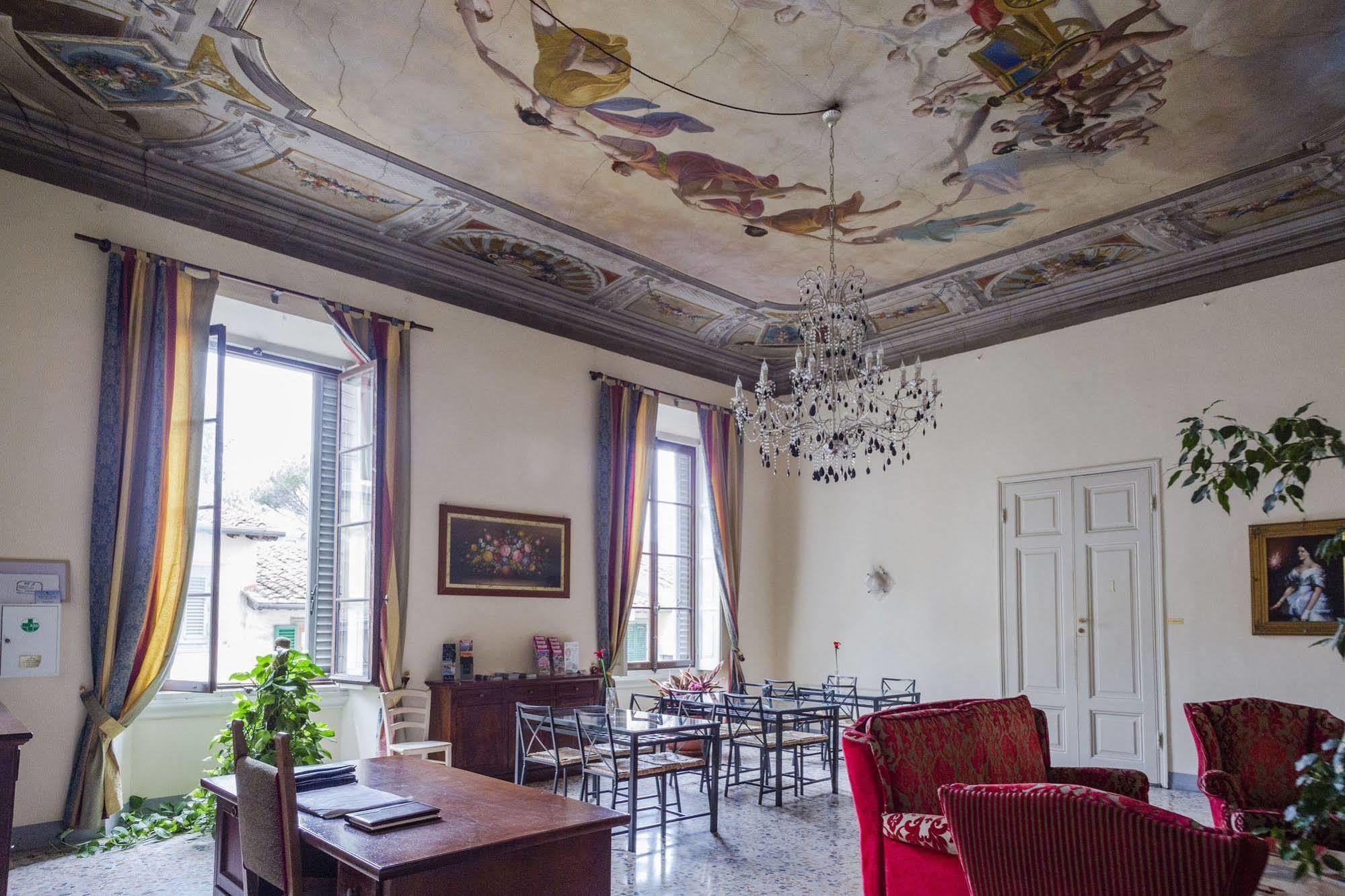 San Frediano Mansion Pensión 2*